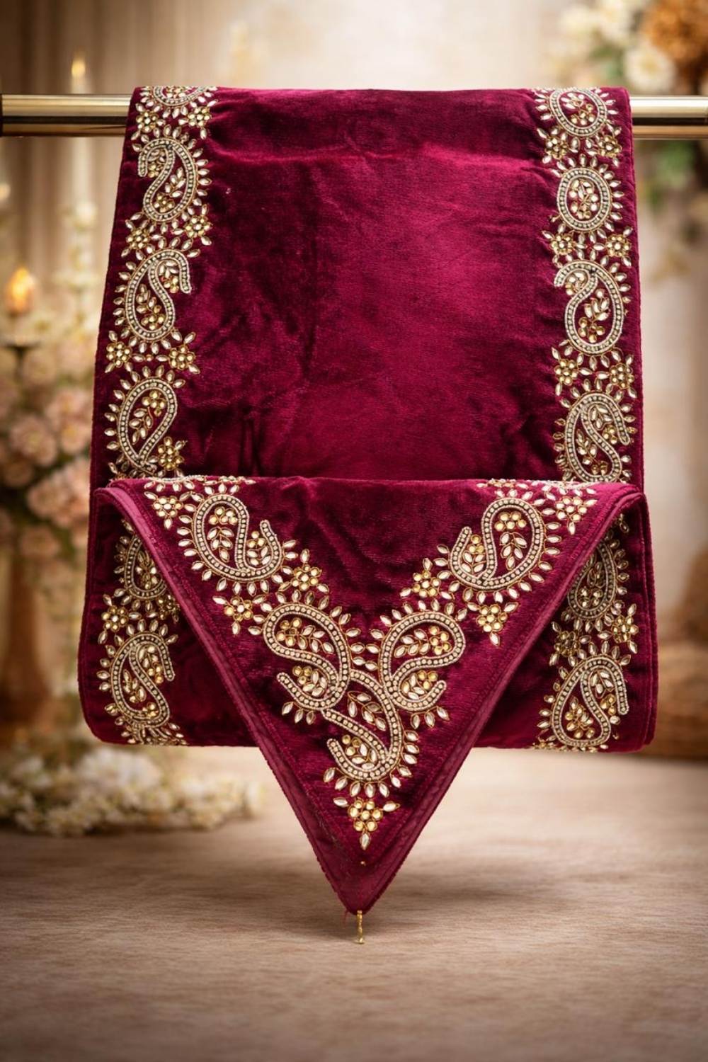 Zar-e-Mehfil Velvet Table Runner Set