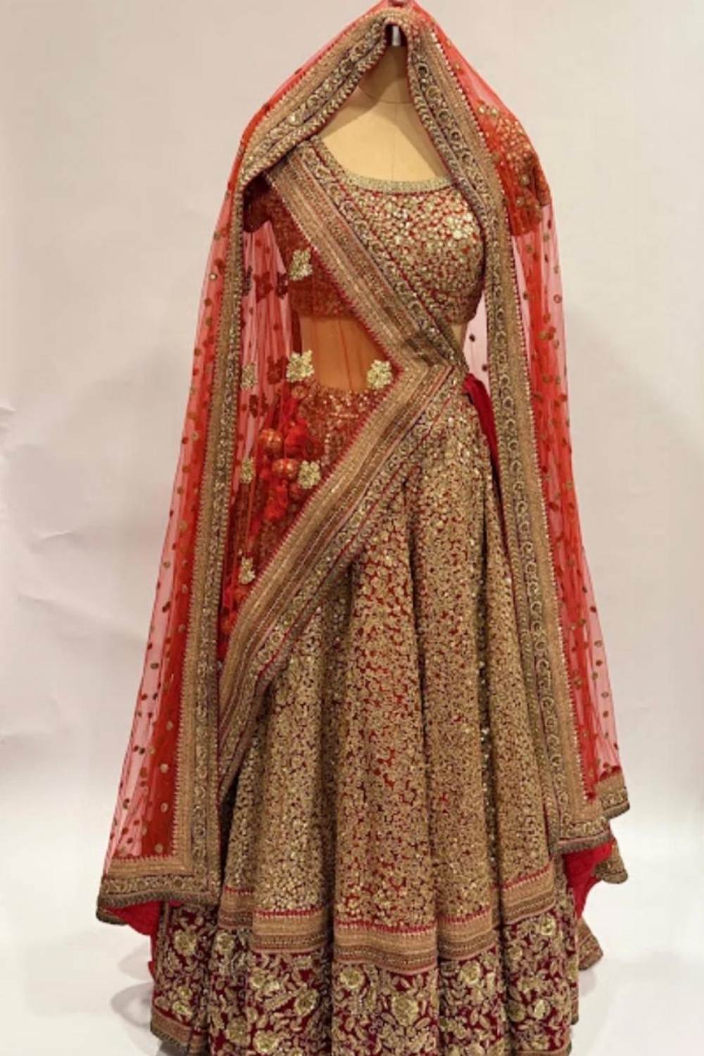 Noor-e-Zar Bridal Lehenga