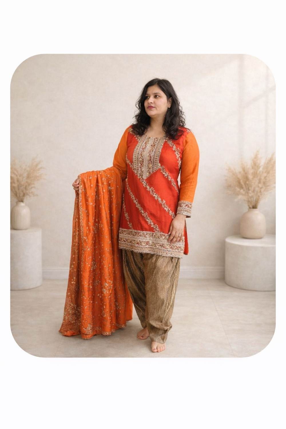 Noor-e-Zardoz | Sabyasachi-Inspired Regal Ensemble